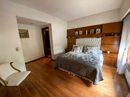 Imagen 14 de 30 de Venta Casa 7 Ambientes Caballito Pileta Cocheras