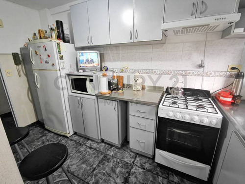 Imagen 11 de 13 de Venta De Departamento De Dos Dormitorios En Villa Elisa