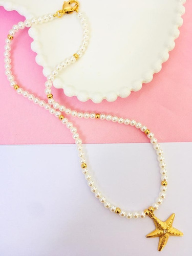 Imagem 4 de 5 de Colar Feminino Dourado Pérola Estrela Do Mar Praiana
