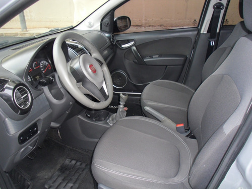 Imagem 9 de 16 de Fiat/ Siena Attractiv 1.4 Ano 2016