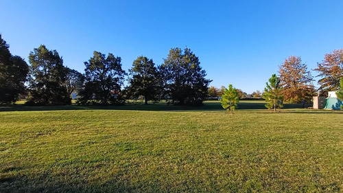 Venta-lote En Chacras La Primavera Golf- Carlos Keen- Lujan-3270 M2