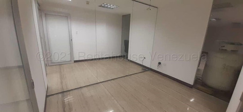 Imagen 20 de 30 de Galpon En Venta Este Barquisimeto, Amplio Estacionamiento, Info. 0424-5325471, Codigo 22-17700 Mf