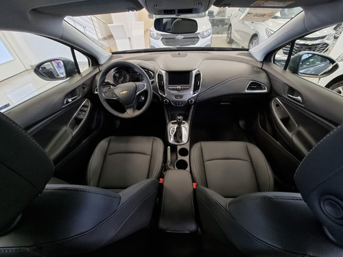 Imagen 9 de 17 de Chevrolet Cruze 5 P Lt Ph