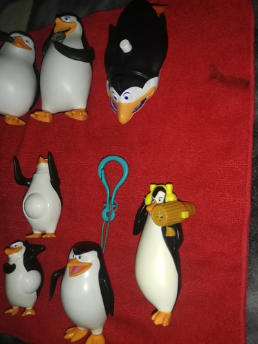 8 Figuras De Los Pingüinos De Madagascar Juguetes (de Uso) 