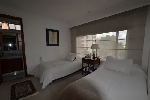 Apartamento En Venta En El Nogal. Cod V12046