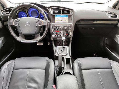 Imagem 5 de 13 de Citroen C4 Lounge 1.6 Exclusive 16v Turbo 2014