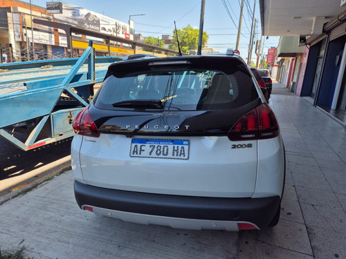 Peugeot 2008 1.6 Feline