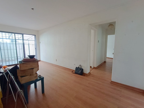 Departamento Primer Piso Con Patio - Providencia