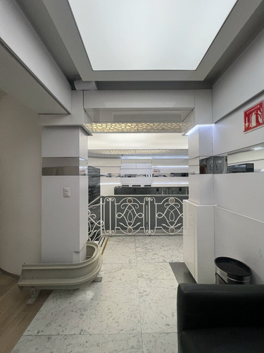 Casa Con Uso De Suelo Comercial En Polanco