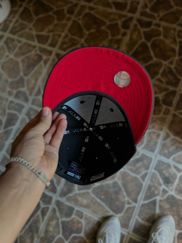 Gorra De Arizona D-backs En Talla 7 3/8. Edición Especial Negro 7 3/8 (Usado)