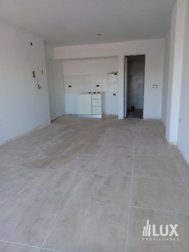 Imagen 3 de 12 de Venta Departamento Monoambiente Con Balcón - Pasco 1600 - Abasto