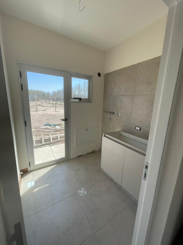 Imagen 12 de 14 de Casa A Estrenar En Bº Privado Pueblo Malbec