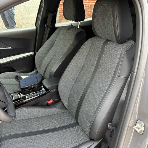 Peugeot 2008 1.2 Suv allure / allure pack 5p At