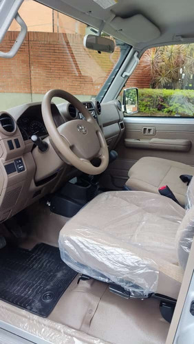 Imagen 8 de 17 de Toyota - Pick Up