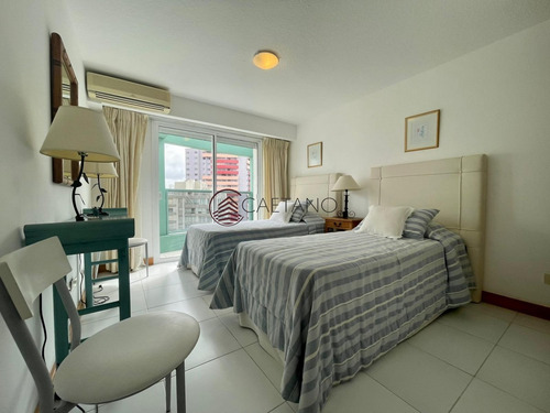 Excepcional Penthouse En Primera Linea De La Brava!- Ref: 2528