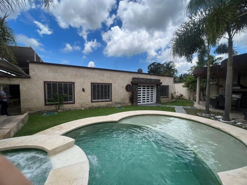 Imagen 1 de 15 de Rivero Bienes Raíces Vende Casa En Urb El Piñal / 04124959888