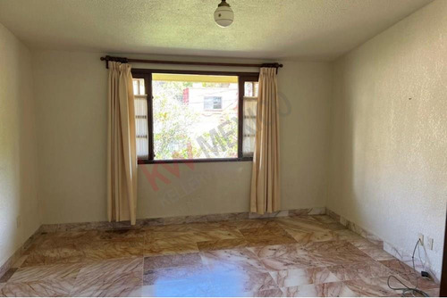 Excelente Casa A Dos Cuadras Del Colegio Americano, Teopanzolco Y Av San Diego