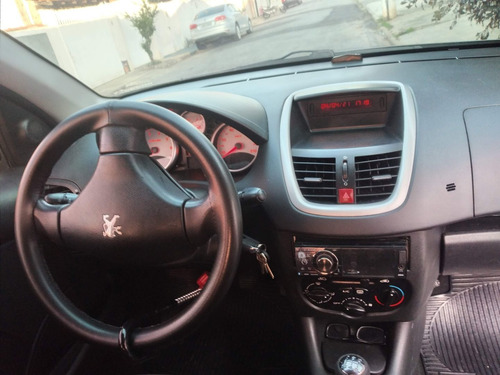 Peugeot 207 2011 1.4 Xr Flex 5p
