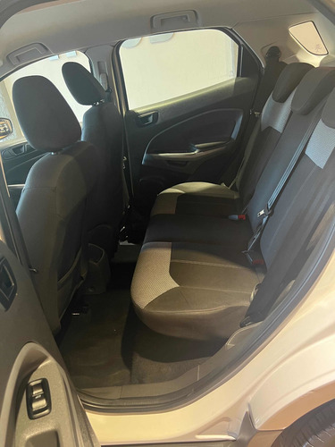 Imagen 9 de 17 de Ford Ecosport 2016 1.6 Se 110cv 4x2
