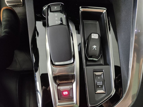 Imagen 16 de 17 de Peugeot 3008 Gt Pack Hybrid4 Am22 0km