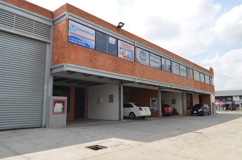 Local Comercial En Alquiler En  La Michelena, Urb. Industrial Carabobo. Valencia. Atl-184