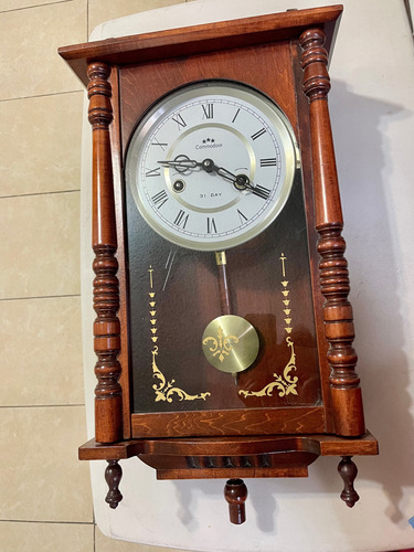 Reloj De Pared Vintage De Péndulo Commodoor Coreano