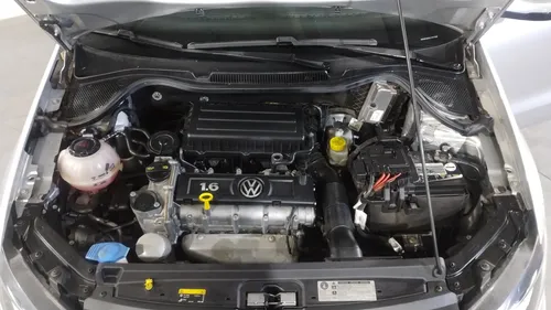 Volkswagen Polo 1.6 COMFORTLINE PLUS AUTO