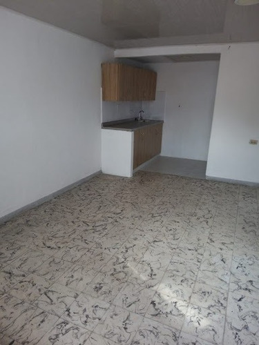 Apartaestudio En Arriendo Laureles 447-10102