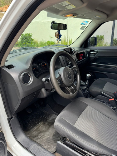 Jeep Patriot 2.4 Sport 4x2 Mt