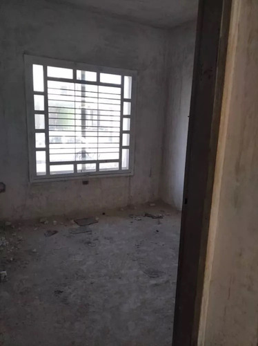 Imagen 10 de 13 de Townhouse En Venta Av. Prolongación Aragua*