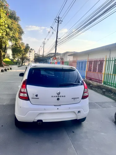 Rines De Lujo,vidrios Eléctricos,luz Led,llantas Nuevas
