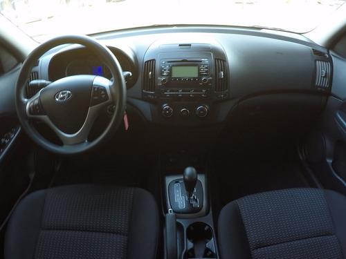 Hyundai I30 2.0 Mpfi Gls 16v Gasolina 4p Automático