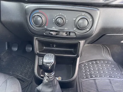 RAM 700 1.6 Slt Mt