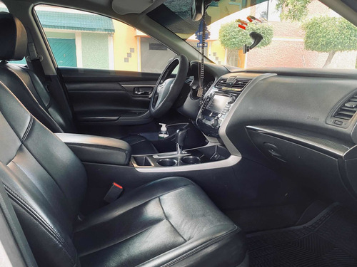 Imagen 11 de 13 de Nissan Altima 2.5 Advance Navi Cvt 2016