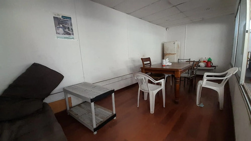Arriendo Galpon Comercial (primera Linea)