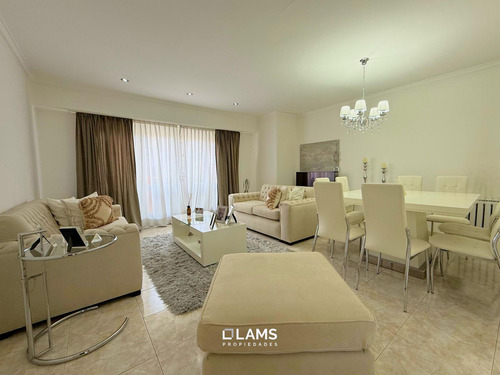 Ph En Venta - 4 Ambientes - Zona Puerto