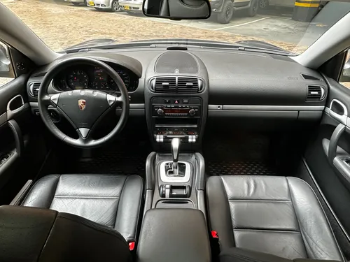 Porsche Cayenne 3.2 V6