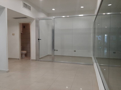 Imagen 9 de 13 de Local En Ven Torre Movistar Telf. 0241-8239522