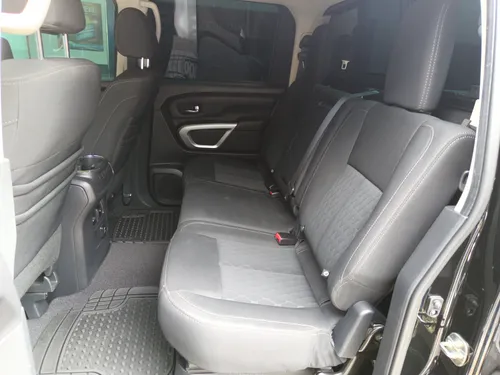 Nissan Tittan Sv 2017 4x2