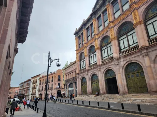 Oportunidad, Hotel Ubicado A Un Costado Del Teatro Calderón Y Catedral