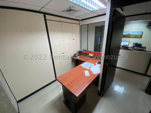 Agradable Oficina En Venta Campo Alegre Amc
