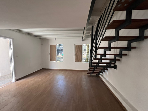 Imagen 1 de 16 de Venta Apartamento La Comercial Dos Dormitorios Patio Con Renta Beneficio Exoneracion De Irpf
