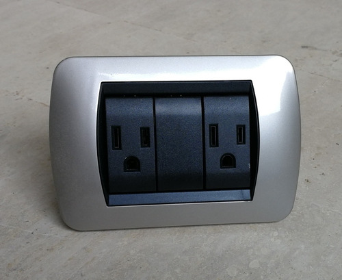 Tomacorriente Doble 15 Amp Silver Tipo Bticino 4$ Al Mayor