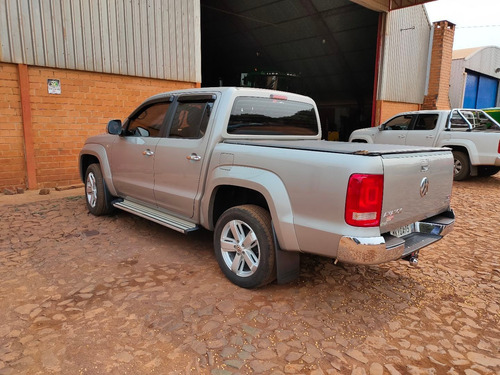 Imagem 3 de 7 de Volkswagen Amarok 2.0 Highline Cab. Dupla 4x4 4p Automática