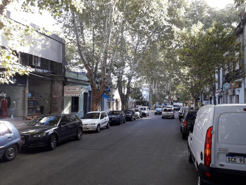 Oportunidad En Zona Mayorista Próximo Arenal Grande.