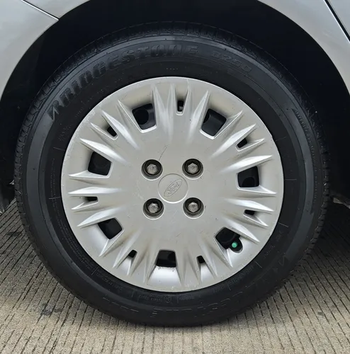 Ford Fiesta 1.6 S Sedan Mt