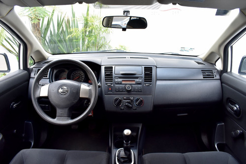 Imagen 7 de 12 de Nissan Tiida Advanced 2015