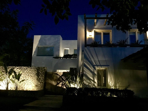 Imagen 27 de 27 de Hermosa Casa De Dos Plantas