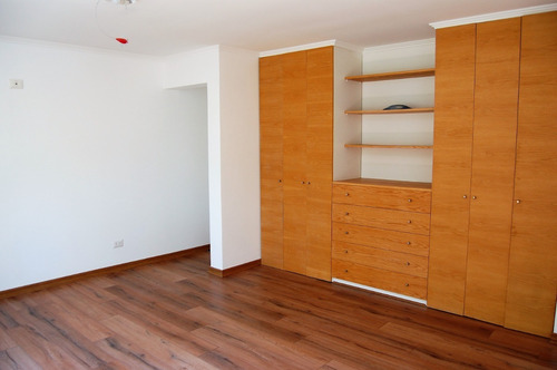 Imagen 27 de 30 de !!!! Nuevo Precio!!! Casa Estilo Mediterránea En La Reina!!!