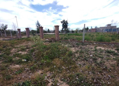 Terreno Con Mejoras En Lagos Del Leyes, Arroyo Leyes